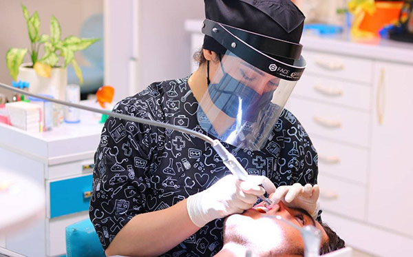 دندانپزشکی دکتر مهسا نژاد کریم
