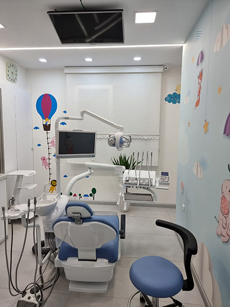 دندانپزشکی دکتر میرزائی