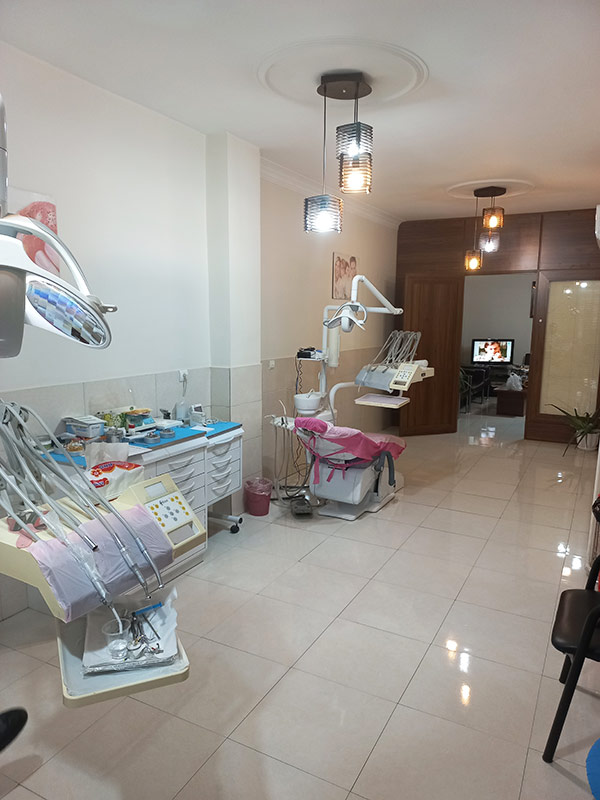 کلینیک دندانپزشکی دکتر حکیمی